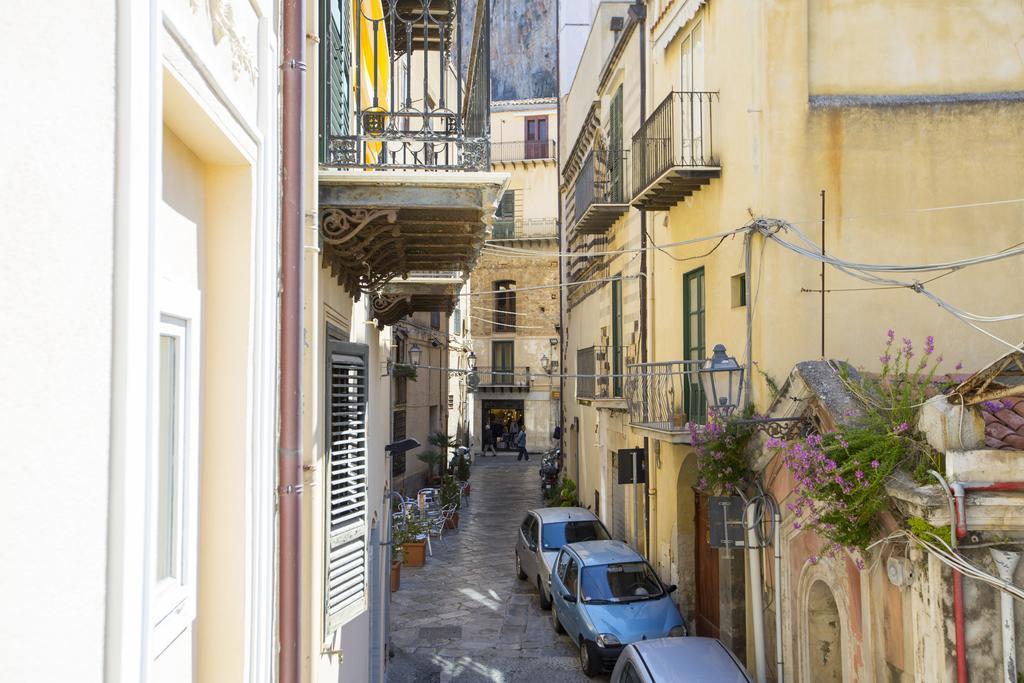 Apartmán Domus Osterio Magno Cefalù Exteriér fotografie